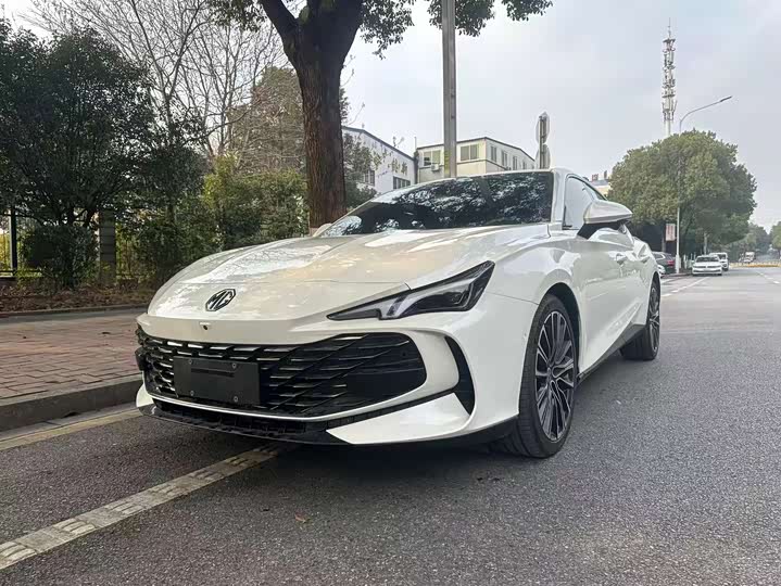 Фото 1 - MG Motor 7