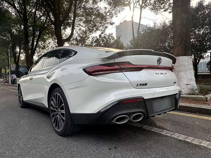 Фото 6 - MG Motor 7