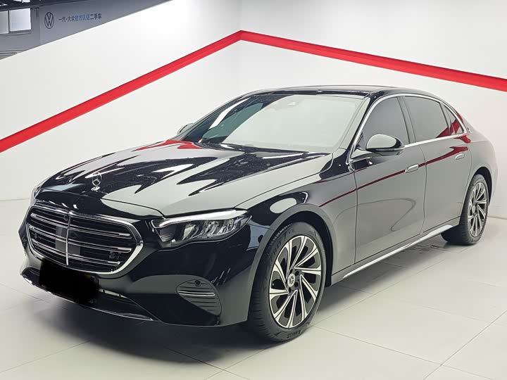 Фото 1 - Mercedes-Benz E-Class