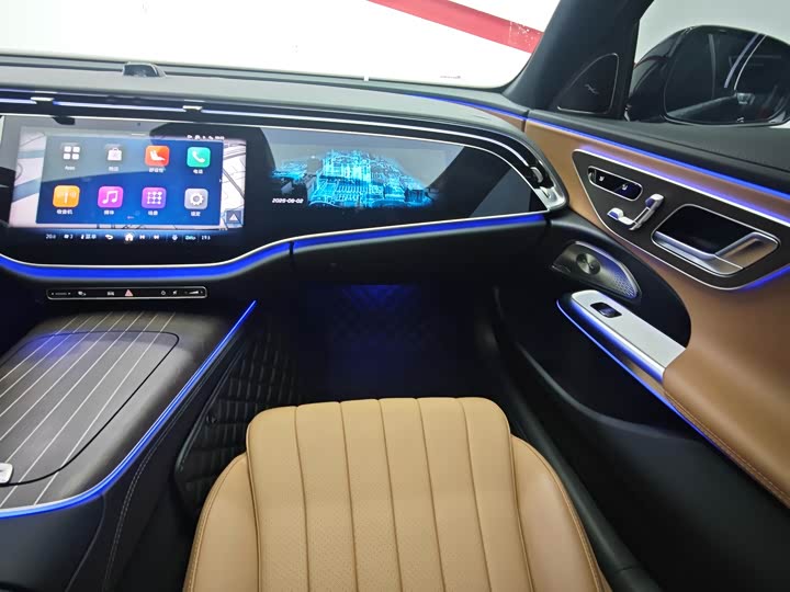 Фото 6 - Mercedes-Benz E-Class