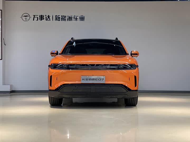 Фото 2 - Changan Qiyuan (Nevo) E07