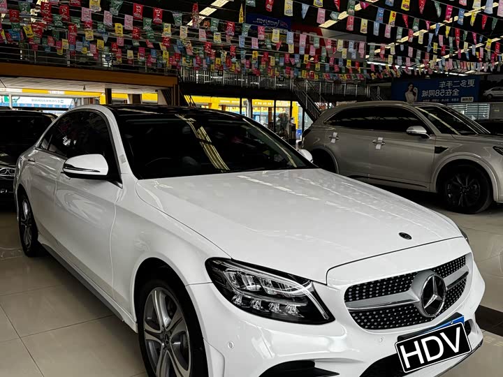 Фото 3 - Mercedes-Benz C-Class