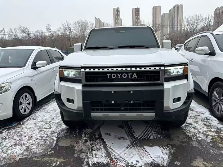 Фото 3 - Toyota Prado