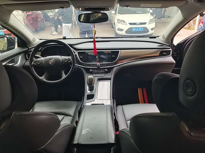 Фото 6 - Buick LaCrosse