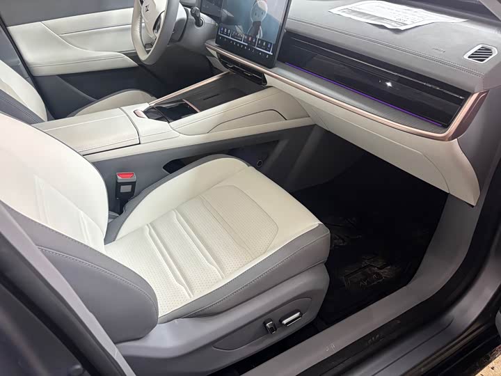 Фото 8 - Dongfeng Yipai eπ 007