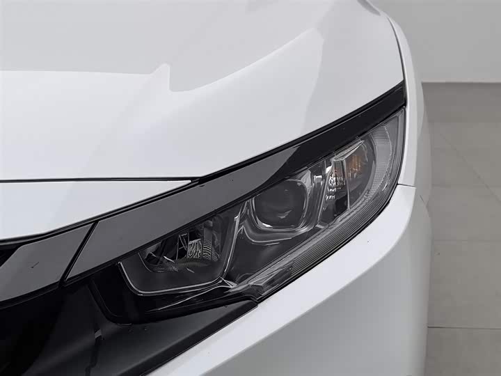 Фото 7 - Honda Civic