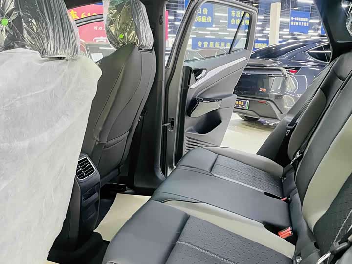 Фото 8 - Volkswagen ID.4 Crozz