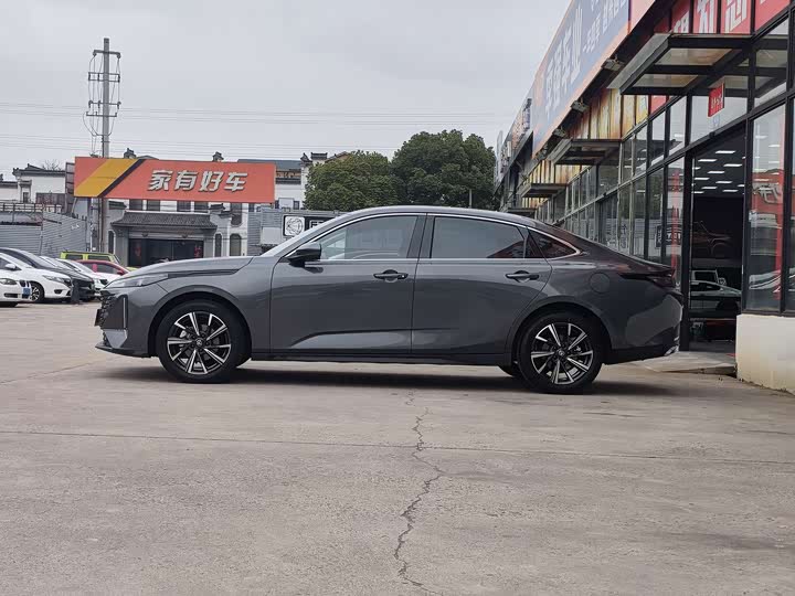 Фото 5 - Changan Eado Plus