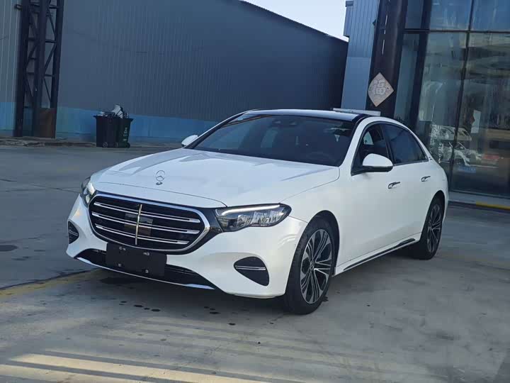 Фото 1 - Mercedes-Benz E-Class Hybrid