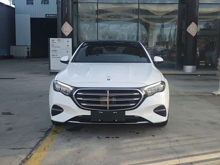 Фото 2 - Mercedes-Benz E-Class Hybrid