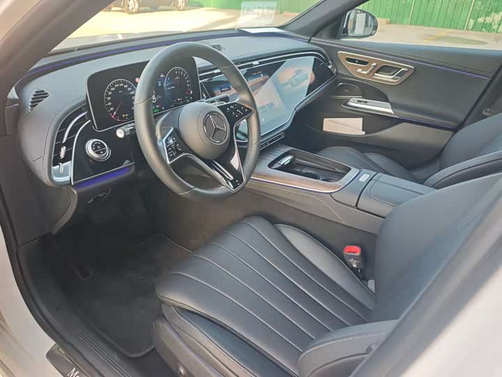 Фото 4 - Mercedes-Benz E-Class Hybrid