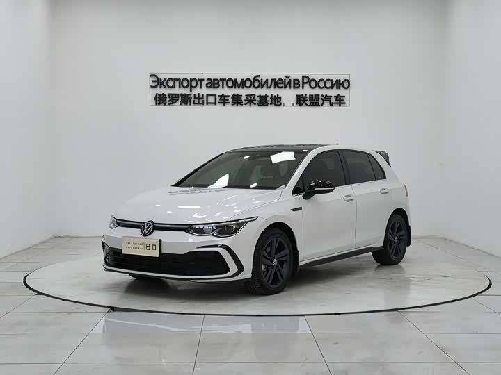 Фото 1 - Volkswagen Golf