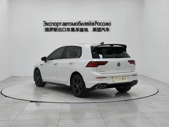 Фото 4 - Volkswagen Golf