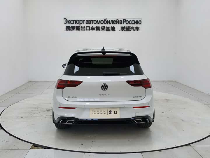 Фото 6 - Volkswagen Golf