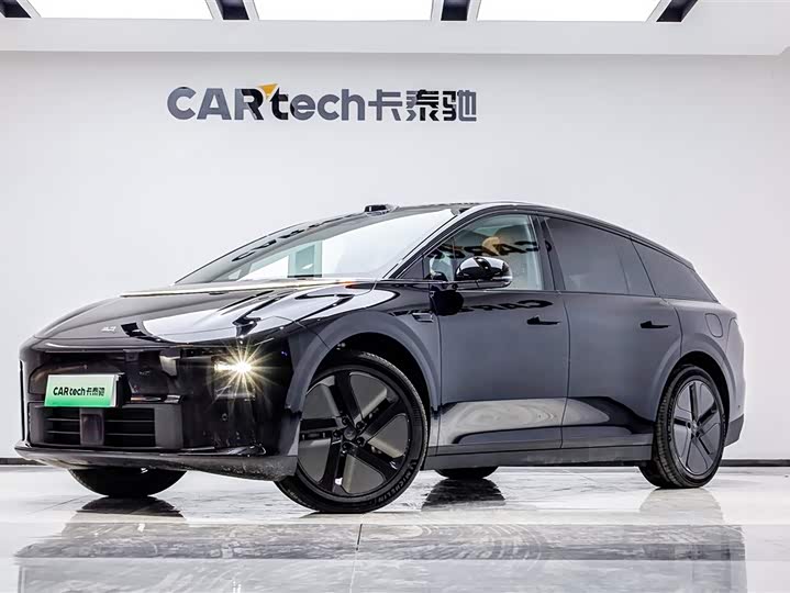 Фото 1 - LiXiang i6