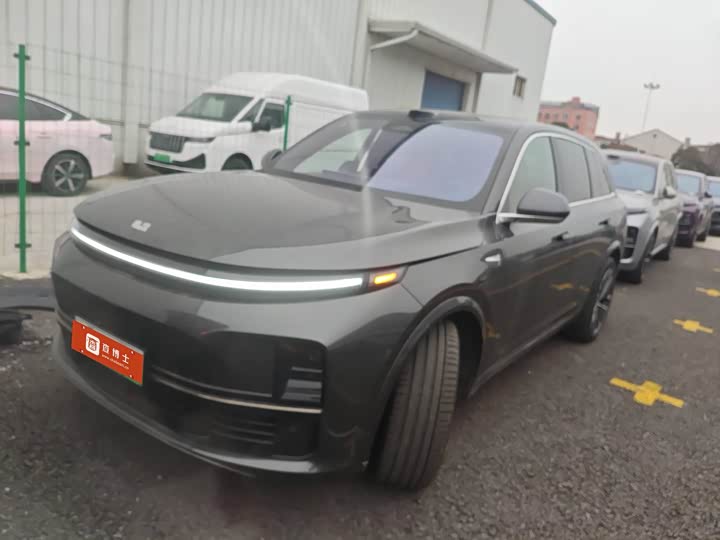 Фото 1 - LiXiang L7