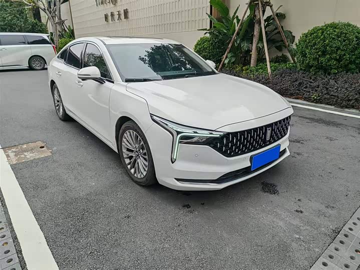 Photo 3 - Bestune B70