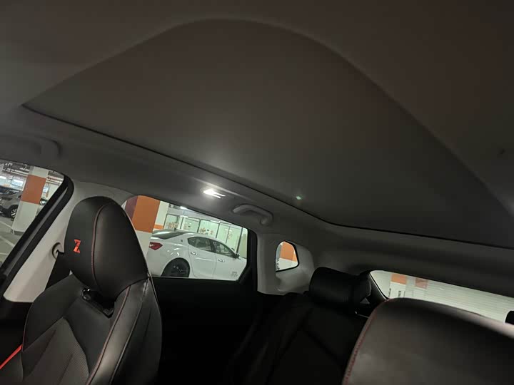 Фото 9 - Changan Oshan Z6