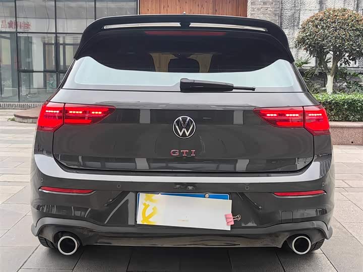 Фото 5 - Volkswagen Golf GTI