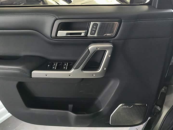 Фото 7 - BAW 212 T01