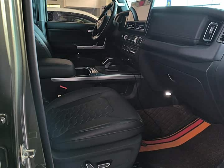 Фото 8 - BAW 212 T01