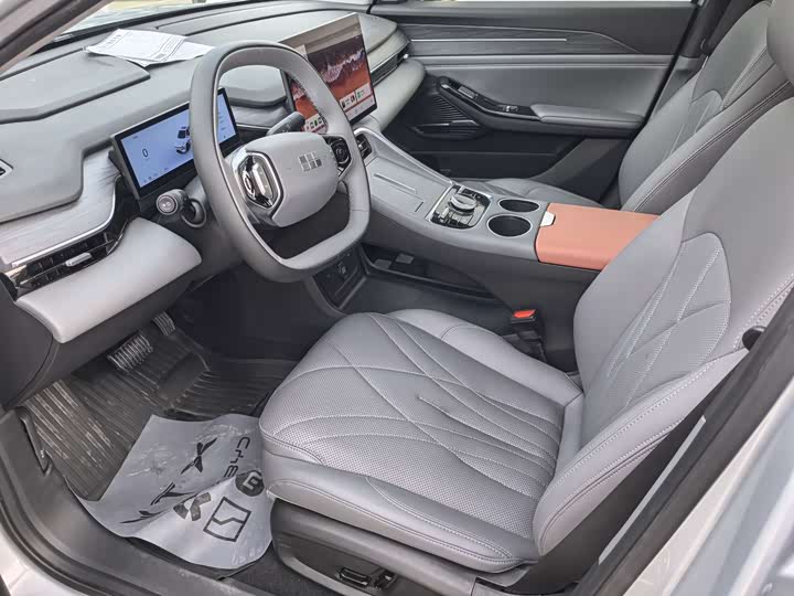 Фото 4 - Geely Galaxy L6