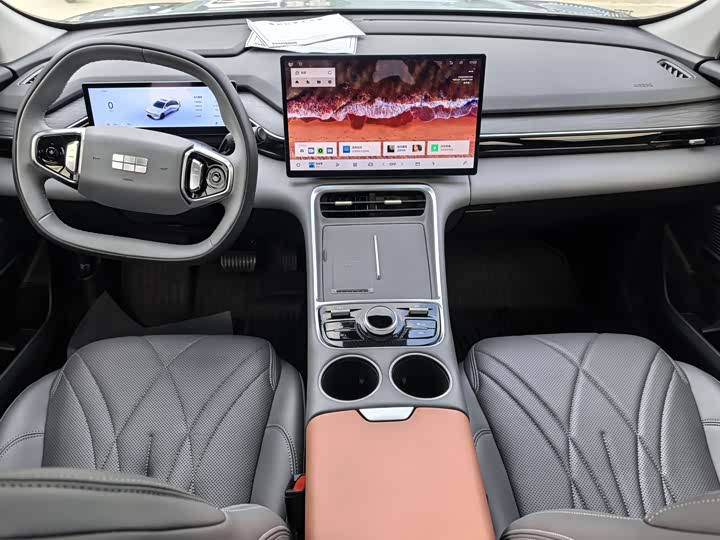 Фото 7 - Geely Galaxy L6