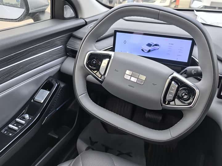 Фото 8 - Geely Galaxy L6