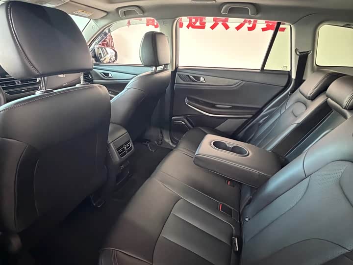 Фото 6 - Changan CS75