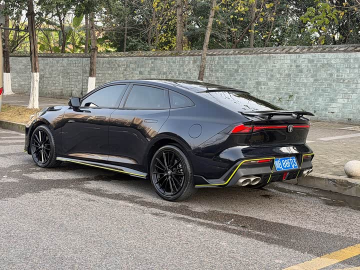 Фото 5 - Changan UNI-V