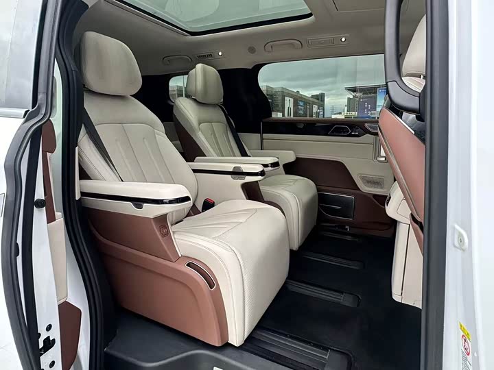 Фото 9 - BYD Xia