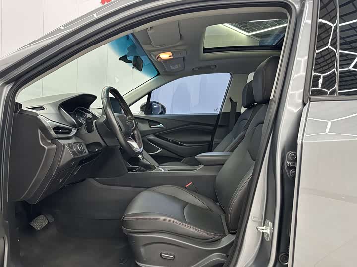 Photo 4 - Chevrolet Orlando