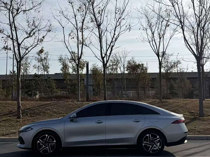 Фото 3 - Roewe D7