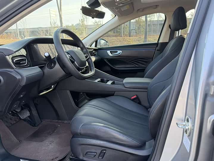 Фото 4 - Roewe D7