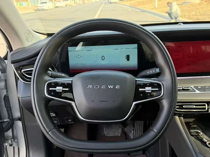 Фото 7 - Roewe D7