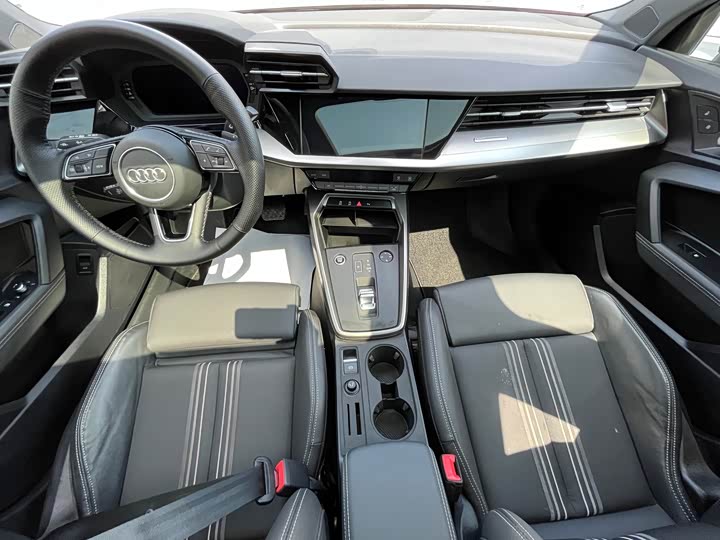 Фото 8 - Audi A3