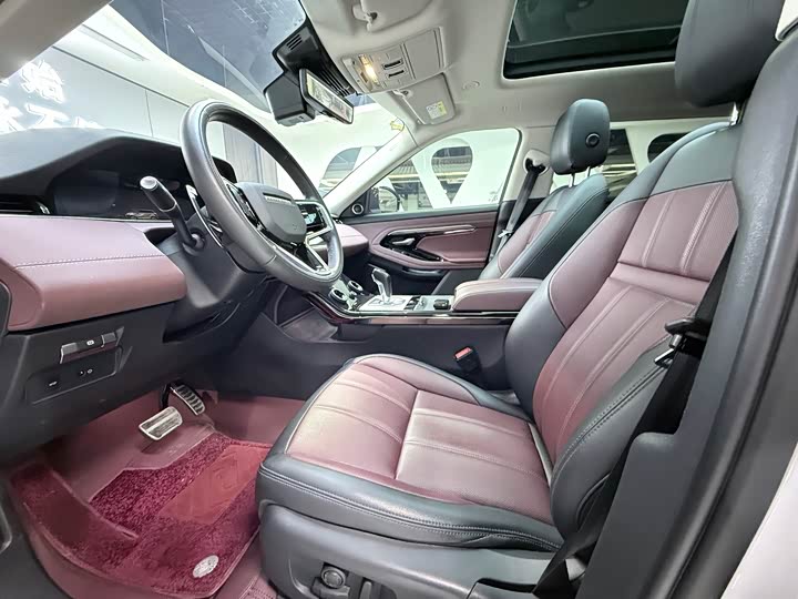 Photo 4 - Land Rover Range Rover Evoque L