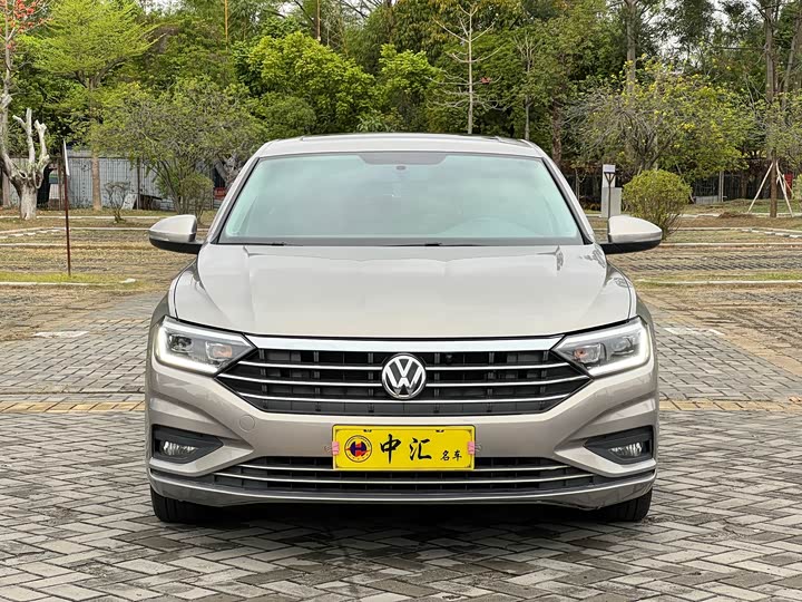Фото 2 - Volkswagen Sagitar L