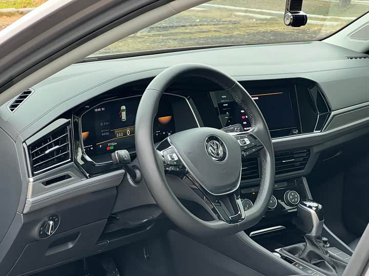 Фото 7 - Volkswagen Sagitar L