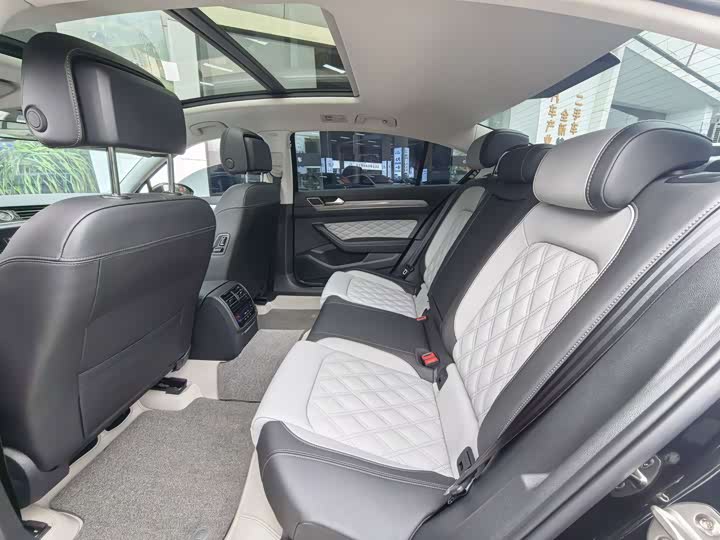 Фото 9 - Volkswagen Magotan