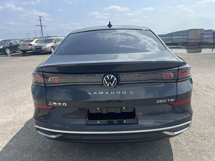 Фото 8 - Volkswagen Lamando L