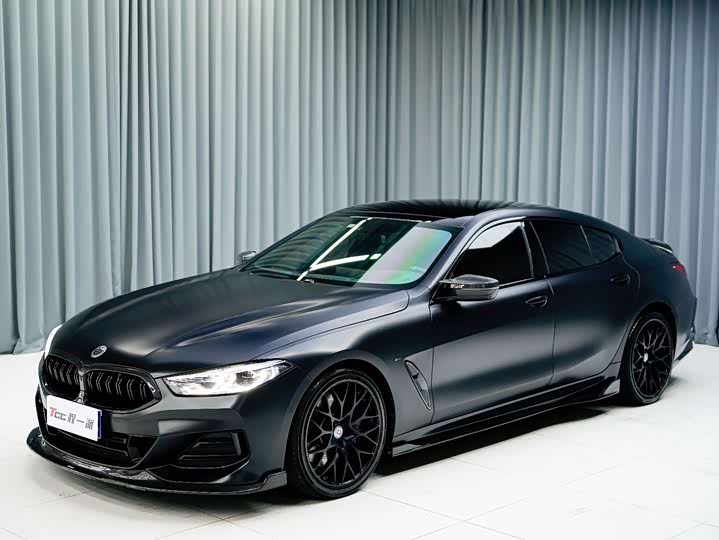 Фото 9 - BMW 8 Series