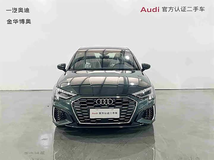 Фото 2 - Audi A3