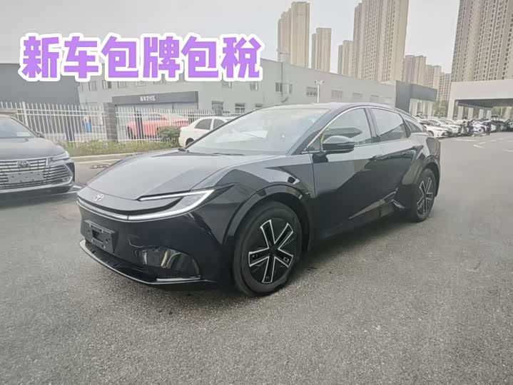 Фото 1 - Toyota bZ5