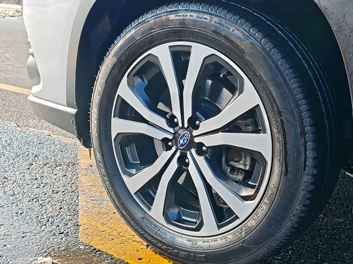 Фото 4 - Subaru Forester