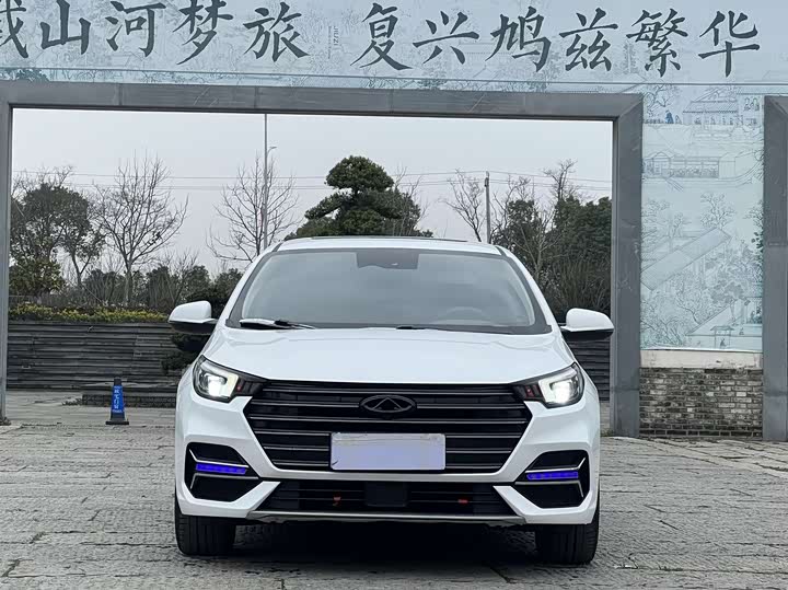 Фото 2 - Chery Omoda S5 (Arrizo 5 Plus)