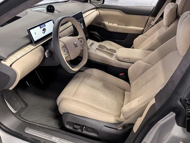 Photo 4 - Nio ET7