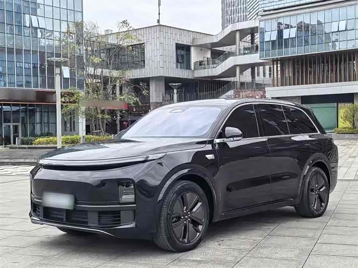 Фото 1 - LiXiang L8