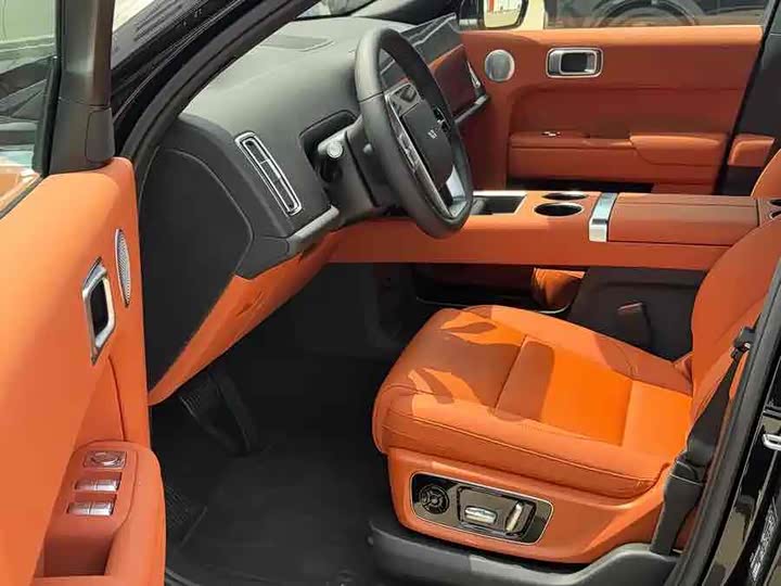 Фото 6 - LiXiang L8