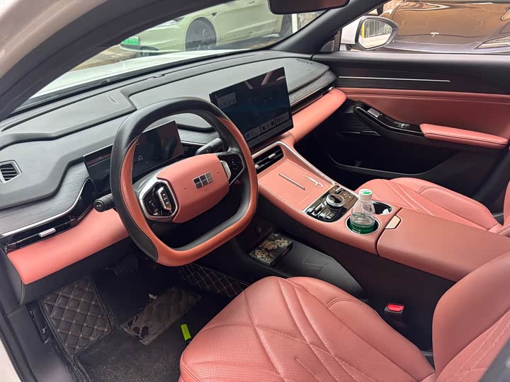 Фото 5 - Geely Galaxy L6